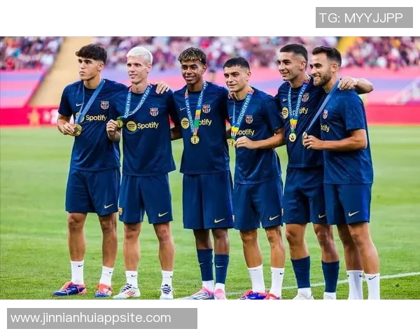 弗里克确认埃里克加西亚能出战塞尔塔强调需妥善照顾年轻球员亚马尔 弗里克确认埃里克加西亚能出战塞尔塔强调需妥善照顾年轻球员亚马尔