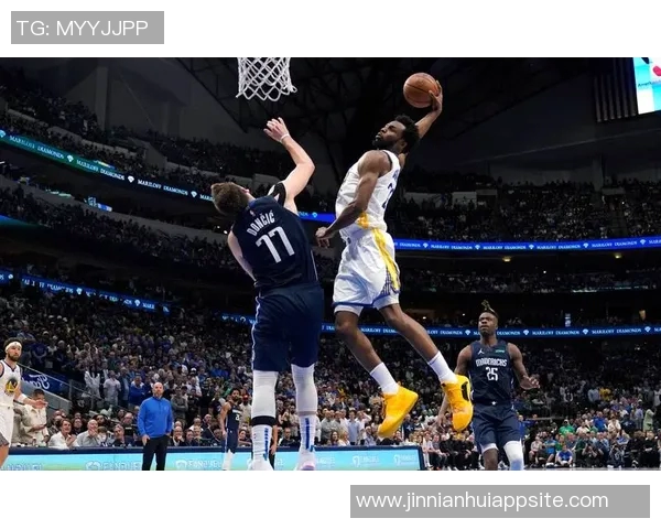 维金斯表现不佳13投7中仅得17分9篮板6助攻2盖帽5失误令人失望