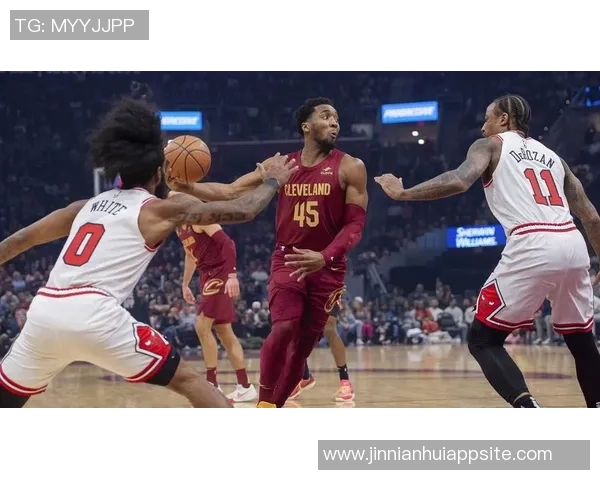 周三竞彩篮球分析:骑士亟待反弹公牛状态回落需警惕 周三竞彩篮球分析:骑士亟待反弹公牛状态回落需警惕